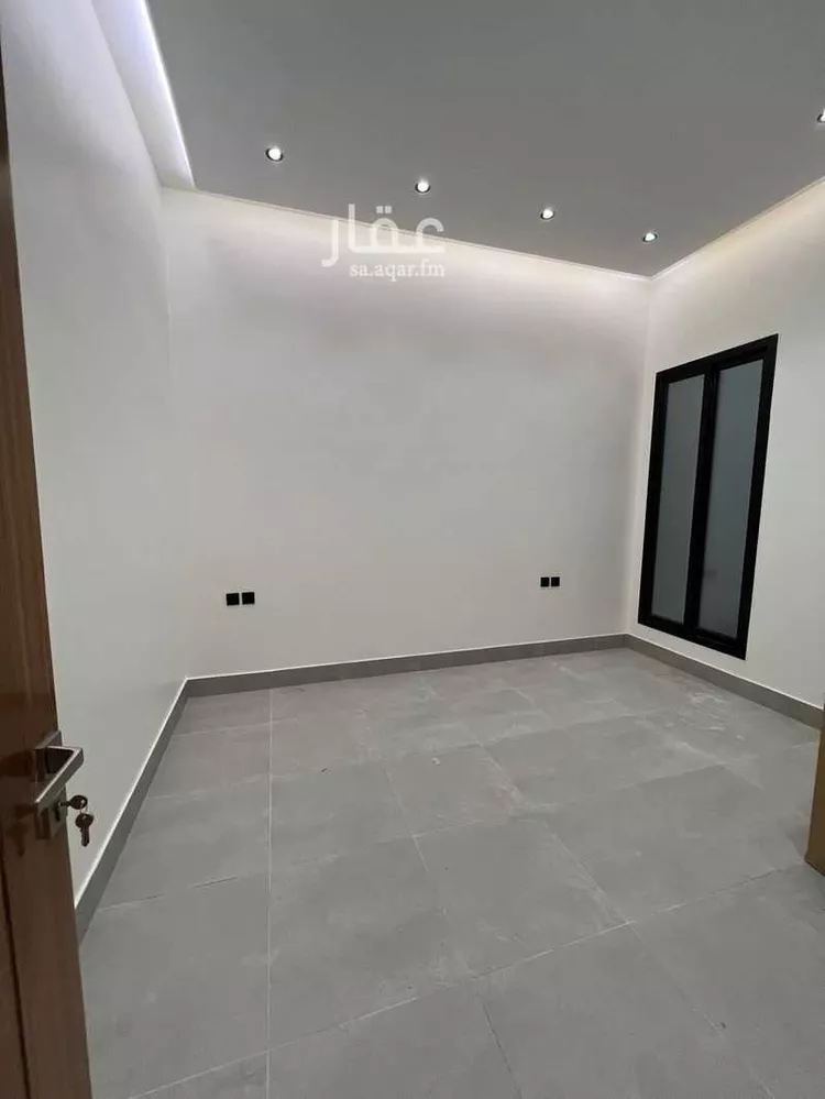 فيلا للبيع في شارع خارجة بن عمرو, حي النسيم الغربي, مدينة الرياض, منطقة الرياض صورة 5