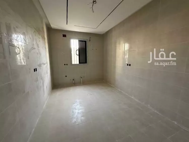 عمارة للبيع في شارع ابي بكر الباقلاني, حي ضاحية الإسكان, مدينة الطائف, منطقة مكة المكرمة صورة 2