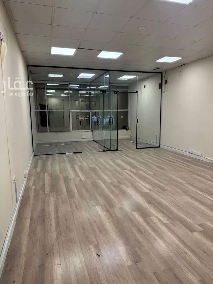 مكتب تجاري للإيجار في شارع طريق الامير محمد بن سعد بن عبد العزيز, حي الملقا, مدينة الرياض, منطقة الرياض صورة 4