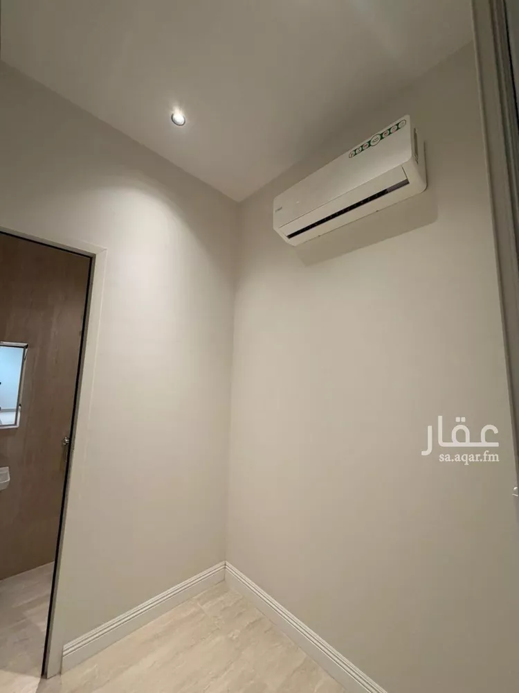 دور للبيع في شارع المنتصر, حي النرجس, مدينة الرياض, منطقة الرياض صورة 2