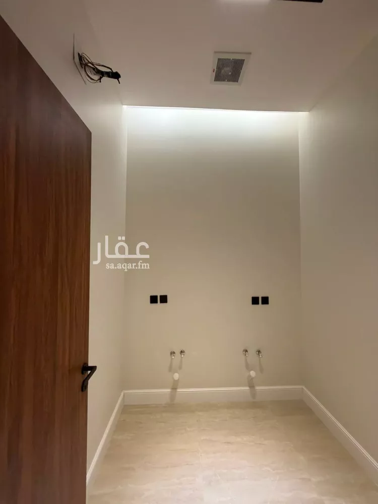 Floor for Sale in Riyadh An Narjis 11