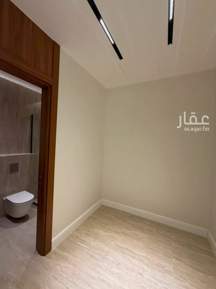 دور للبيع في شارع المنتصر, حي النرجس, مدينة الرياض, منطقة الرياض 17