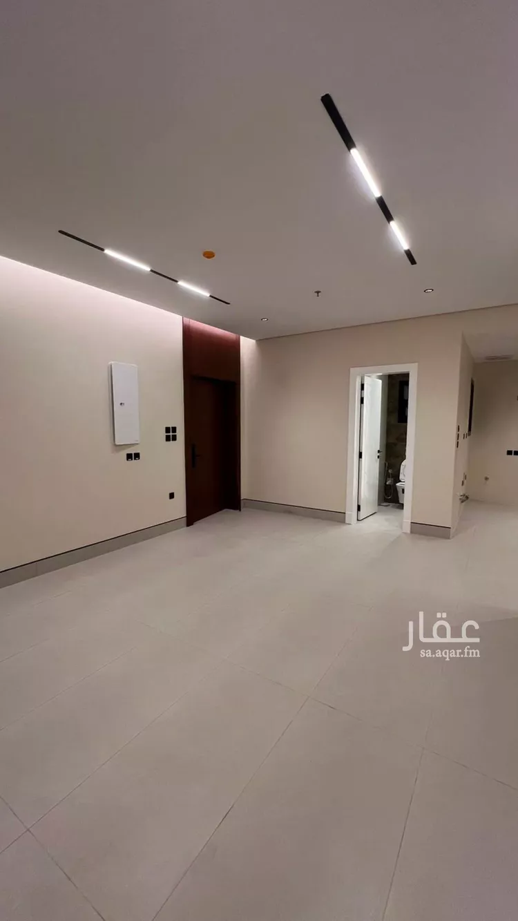 شقة للبيع في شارع المغيرة بن شعبة, حي الملك فهد, مدينة الرياض, منطقة الرياض صورة 3