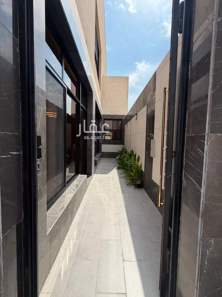 Floor for Sale in Riyadh An Narjis 6