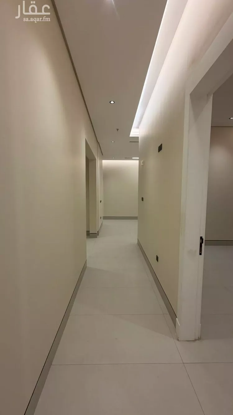 شقة للبيع في شارع هشام بن عبدالملك, حي الملك فهد, مدينة الرياض, منطقة الرياض صورة 3