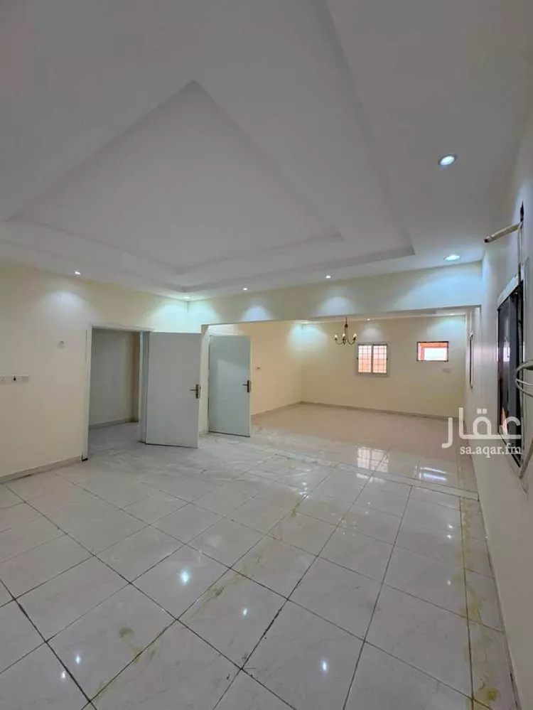 فيلا للإيجار في شارع إبن الربيع الشيباني, حي الواحة, مدينة جدة, منطقة مكة المكرمة 2