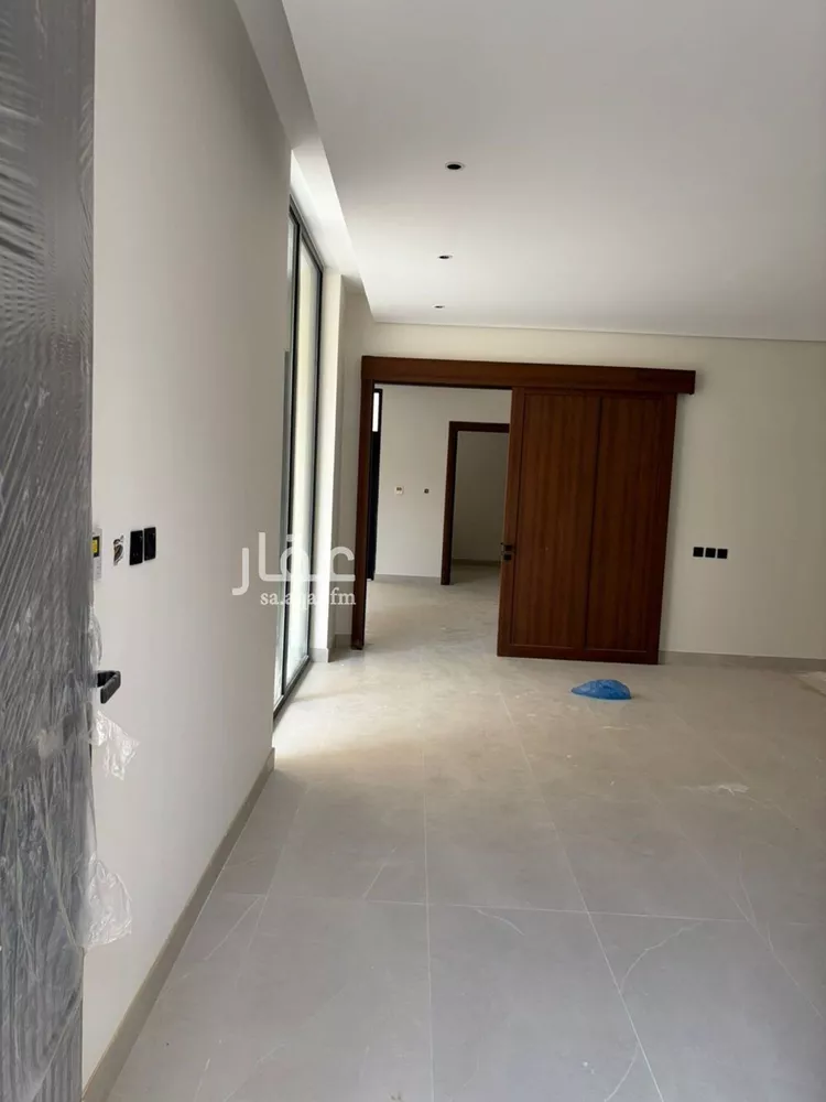 فيلا للبيع في شارع رقم 546, حي النرجس, مدينة الرياض, منطقة الرياض 11