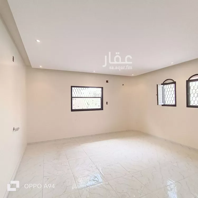شقة للإيجار في شارع الشيخ عمر بن عبداللطيف بن عبدالرحمن, حي ظهرة البديعة, مدينة الرياض, منطقة الرياض صورة 2