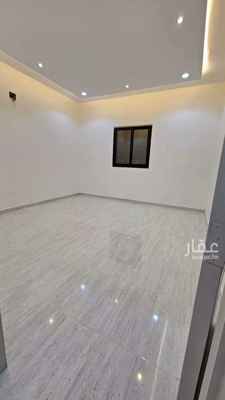 عمارة للإيجار في شارع أسعد بن أحمد دهان, حي الرمال, مدينة الرياض, منطقة الرياض صورة 3