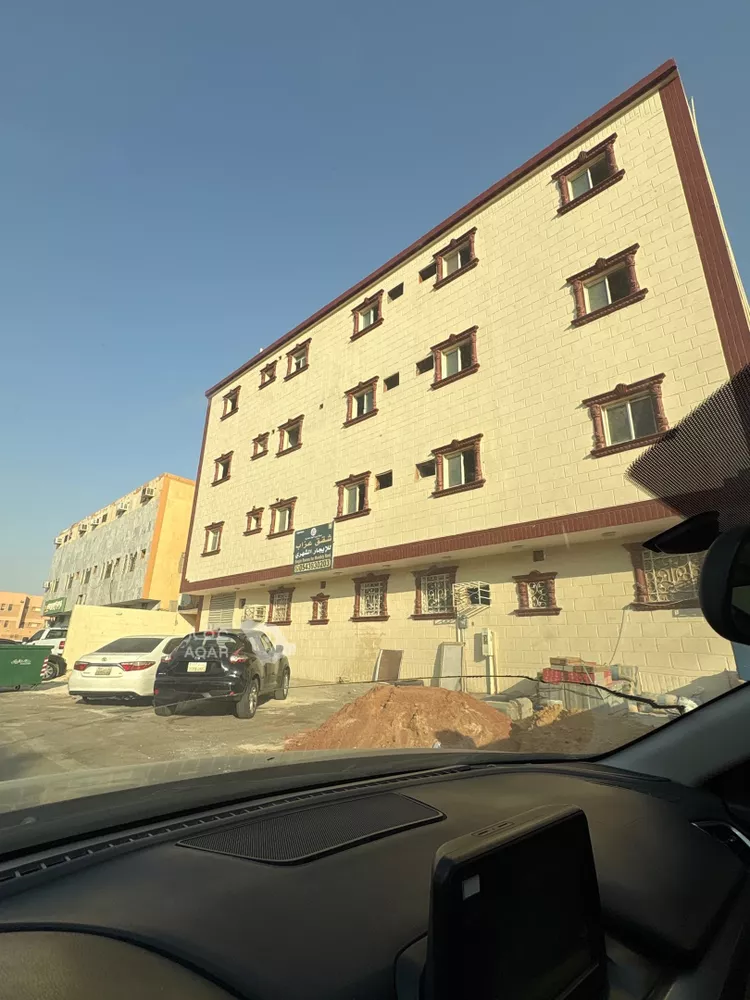 Apartment for Rent in Riyadh Al Janadriyah