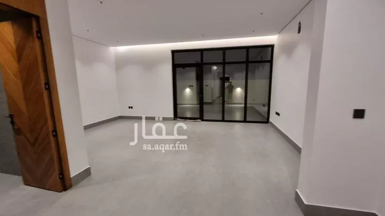 فيلا للبيع في شارع علي المذحجي, حي النرجس, مدينة الرياض, منطقة الرياض صورة 3