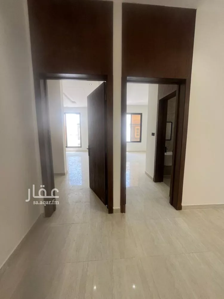 فيلا للإيجار في شارع حسين بن عبدالرحمن الجفري, حي العوالي, مدينة الرياض, منطقة الرياض صورة 3