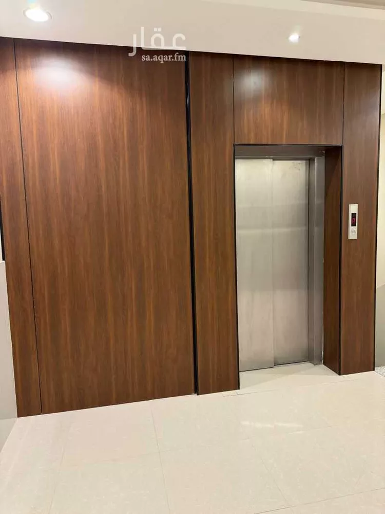 Commercial Office for Rent in Riyadh Dhahrat Laban 7