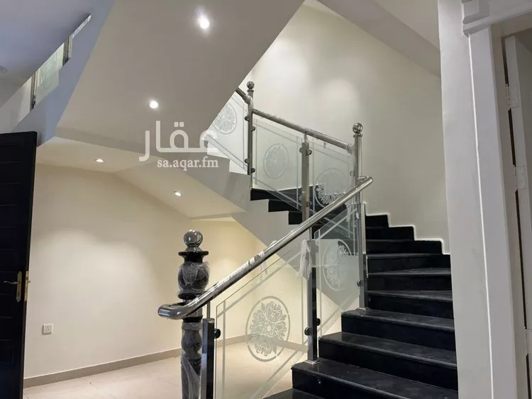 فيلا للبيع في شارع عمر بن نبيه, حي طويق, مدينة الرياض, منطقة الرياض صورة 4