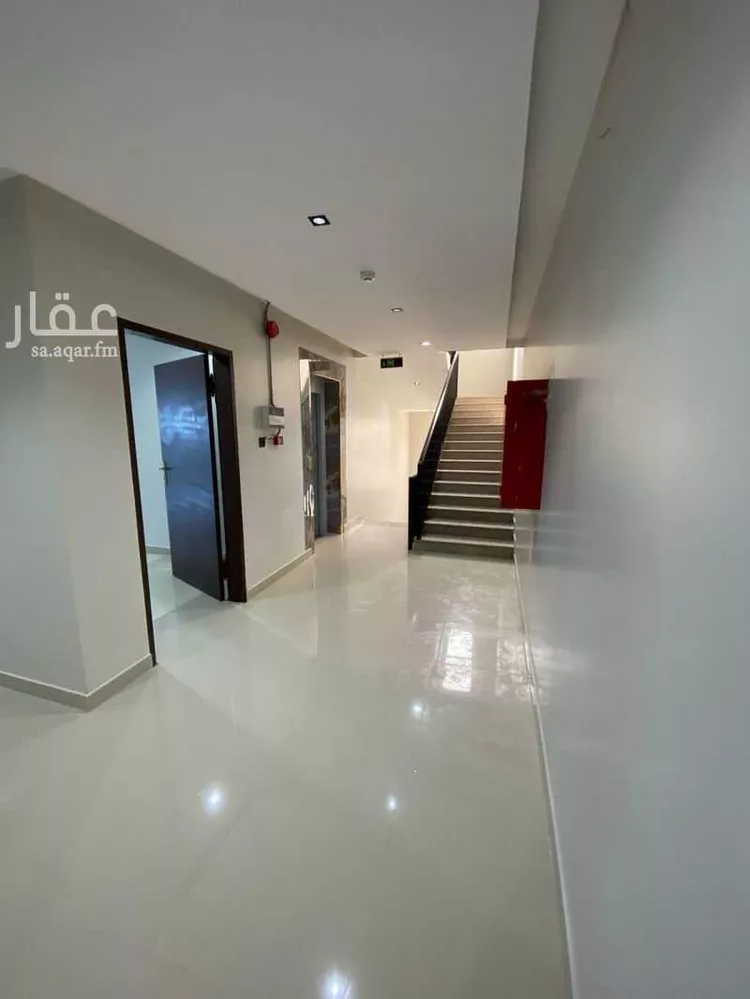 مكتب تجاري للإيجار في شارع نجم الدين الايوبي الفرعي, حي العوالي, مدينة الرياض, منطقة الرياض صورة 2