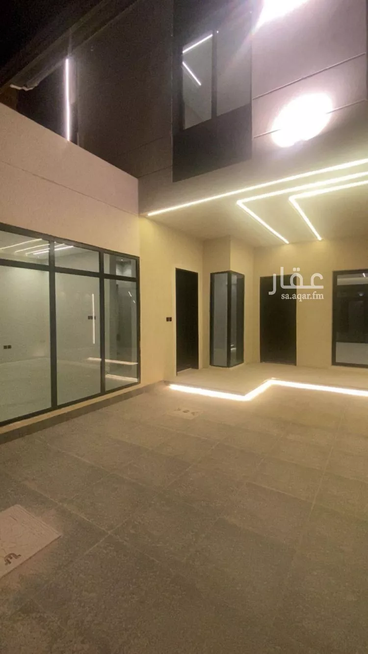 فيلا للبيع في شارع عبيدالله بن سهيل الأنصاري, حي العوالي, مدينة الرياض, منطقة الرياض صورة 2