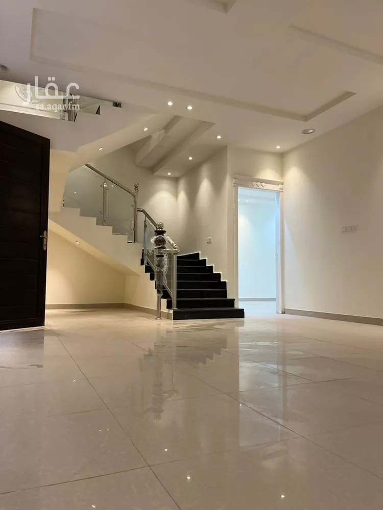 فيلا للبيع في شارع عمر بن نبيه, حي طويق, مدينة الرياض, منطقة الرياض صورة 2