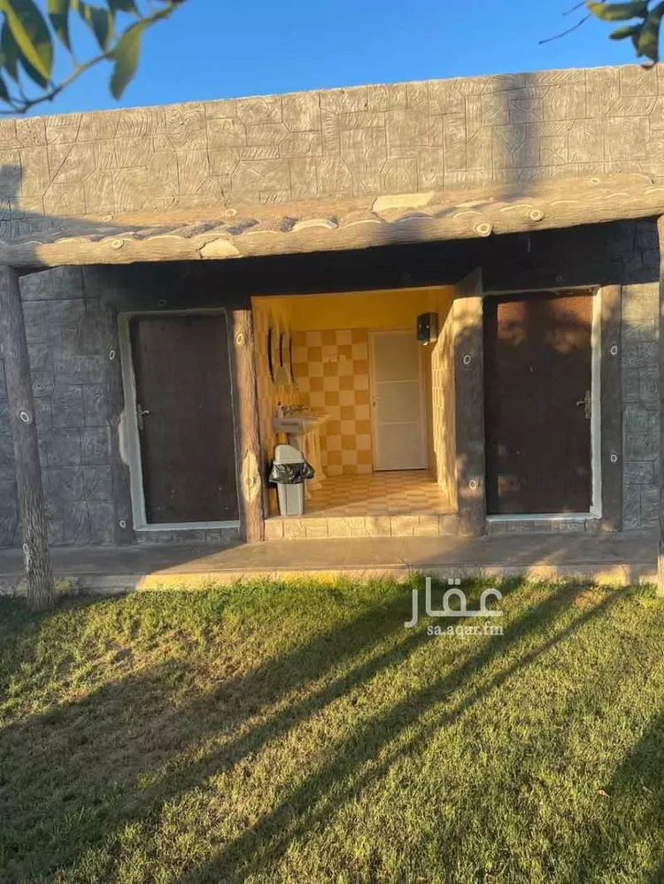استراحة للبيع في القاعد ، منطقة حائل