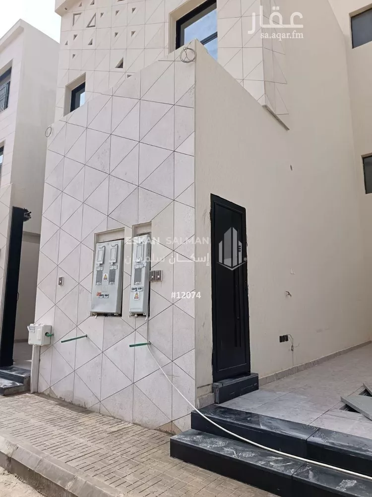 دور للبيع في شارع رقم 131, حي الجنادرية, مدينة الرياض, منطقة الرياض صورة 2