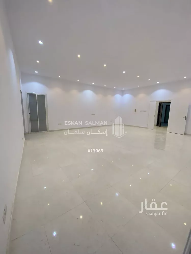 دور للبيع في شارع ابن اسيد, حي وعيرة, مدينة المدينه المنوره, منطقة المدينة المنورة صورة 4