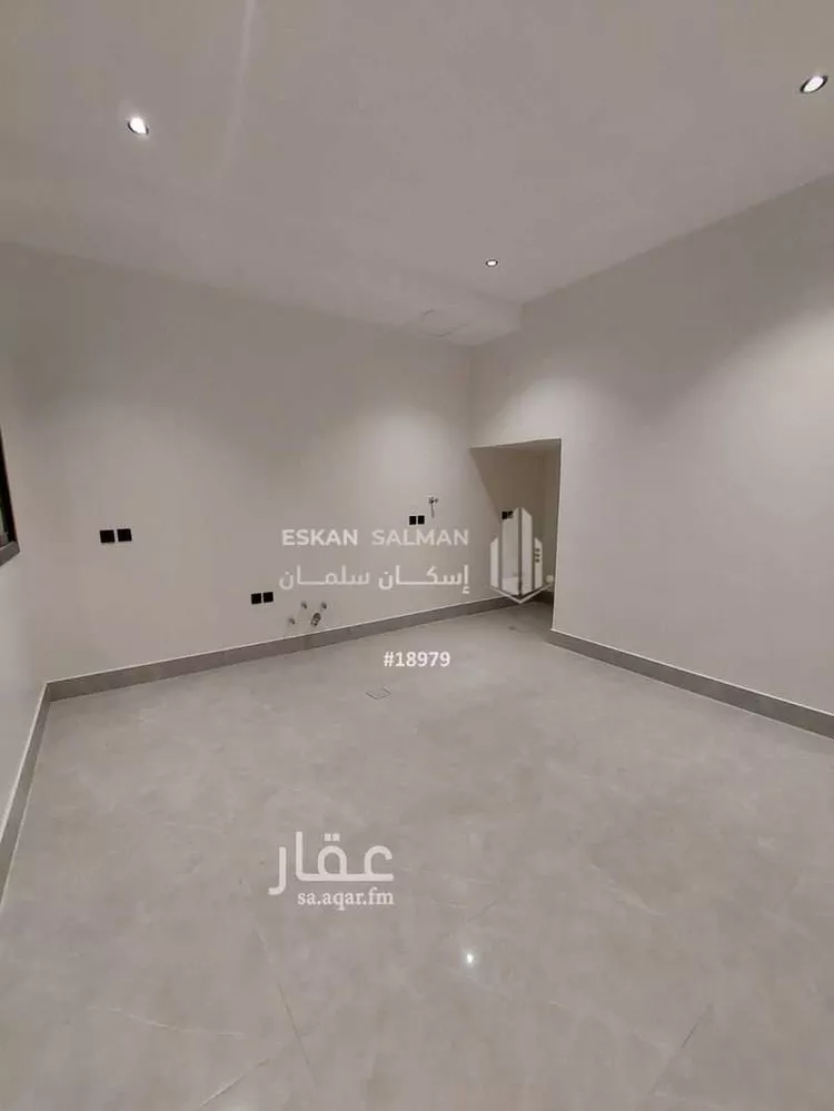 دور للبيع في شارع أحمد بن داود المالكي, حي المعيزيلة, مدينة الرياض, منطقة الرياض صورة 3