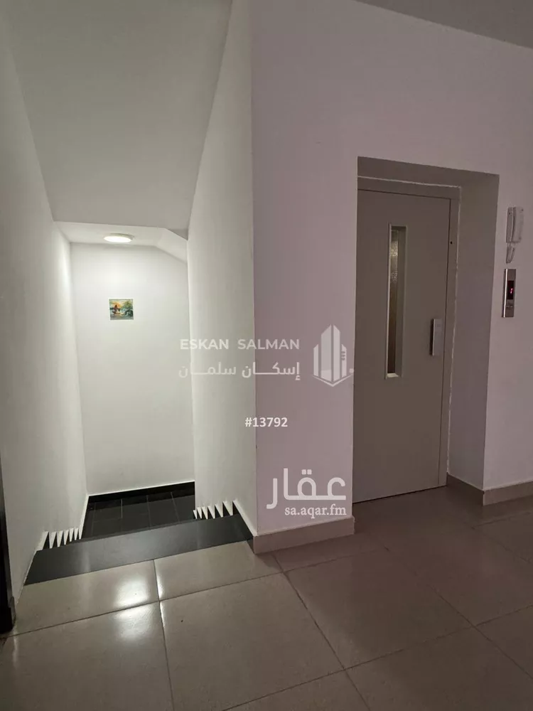 فيلا للبيع في شارع حبيب ابن ثابت, حي الصواري, مدينة جدة, منطقة مكة المكرمة صورة 2