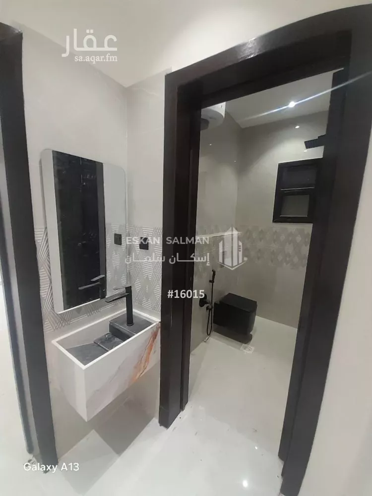 شقة للبيع في شارع عمر بن عبداللطيف, حي الرمال, مدينة الرياض, منطقة الرياض صورة 3