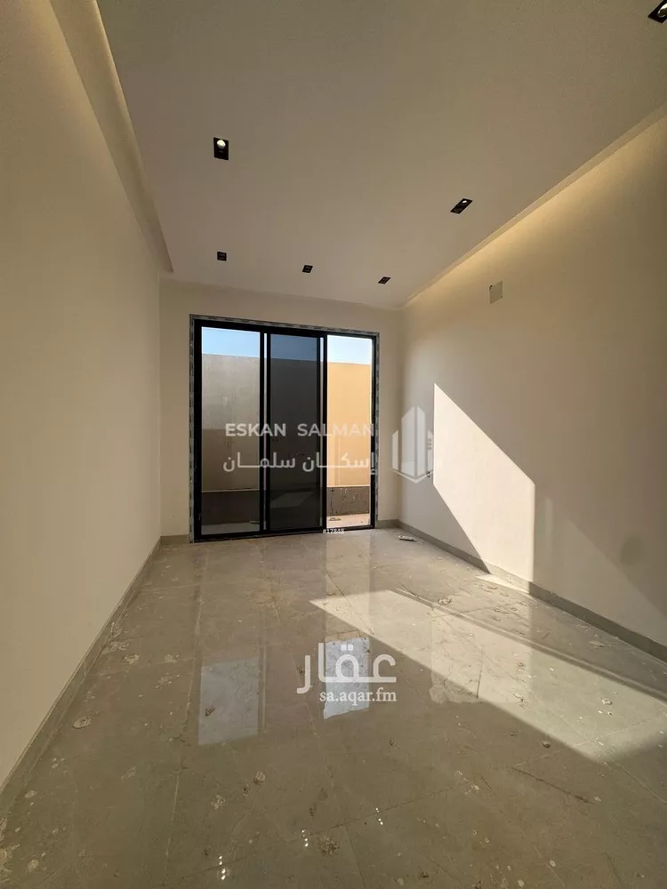 دور للبيع في شارع جبل المكبر, حي القادسية, مدينة الرياض, منطقة الرياض صورة 2