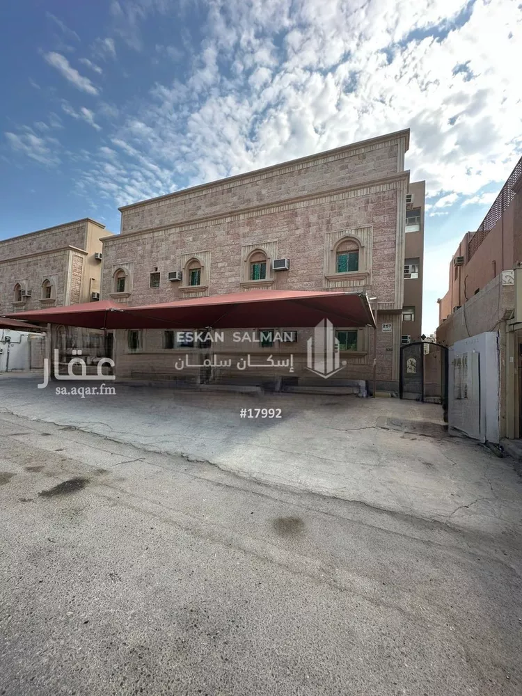 شقة للبيع في شارع المقداد بن الاسود, حي الحمراء, مدينة الجبيل, المنطقة الشرقية