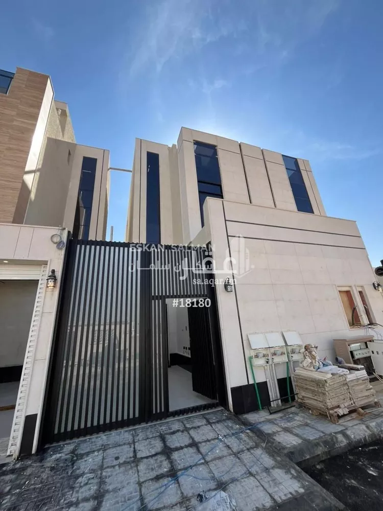 دور للبيع في شارع الماطري, حي المعيزيلة, مدينة الرياض, منطقة الرياض