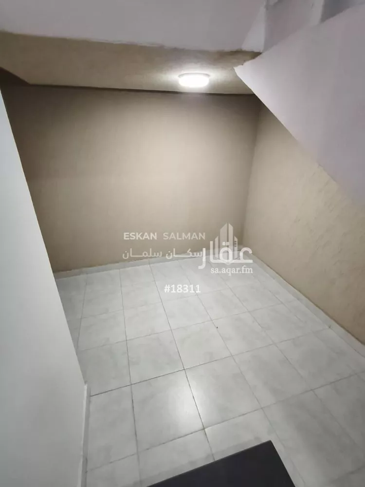 دور للبيع في شارع تريم, حي السعادة, مدينة الرياض, منطقة الرياض صورة 4