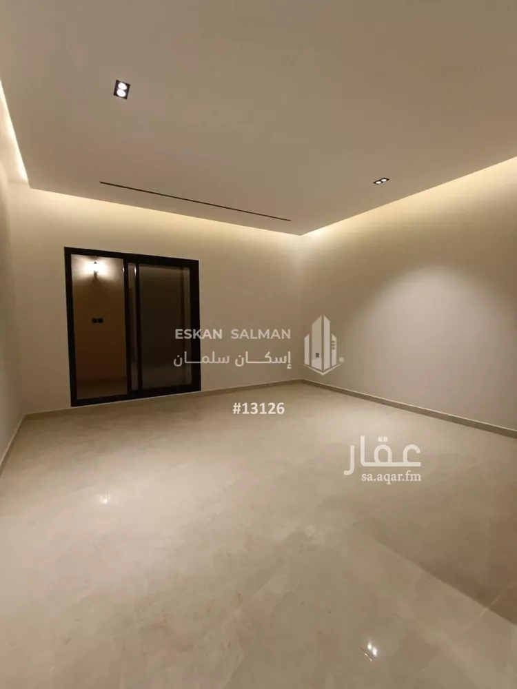 دور للبيع في شارع أبان بن صالح, حي عكاظ, مدينة الرياض, منطقة الرياض صورة 4