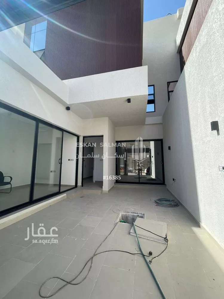 فيلا للبيع في شارع المعابدة, حي الحزم, مدينة الرياض, منطقة الرياض صورة 4