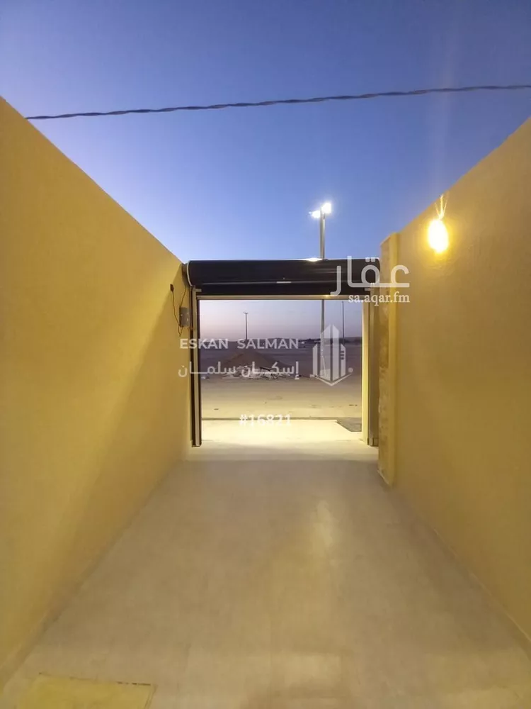 فيلا للبيع في شارع وسيلة 9, حي وسيلة, مدينة المزاحمية, منطقة الرياض صورة 2