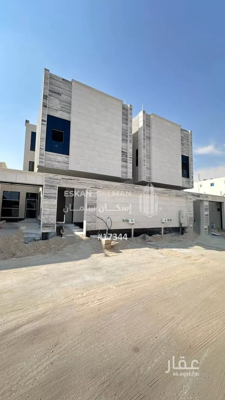 فيلا للبيع في شارع حمزه بن ابراهيم, حي منسوبي التعليم الأول, مدينة الاحساء, المنطقة الشرقية