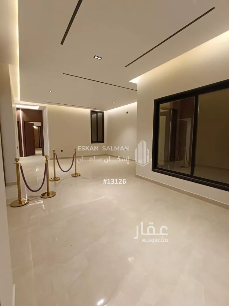 دور للبيع في شارع أبان بن صالح, حي عكاظ, مدينة الرياض, منطقة الرياض صورة 3