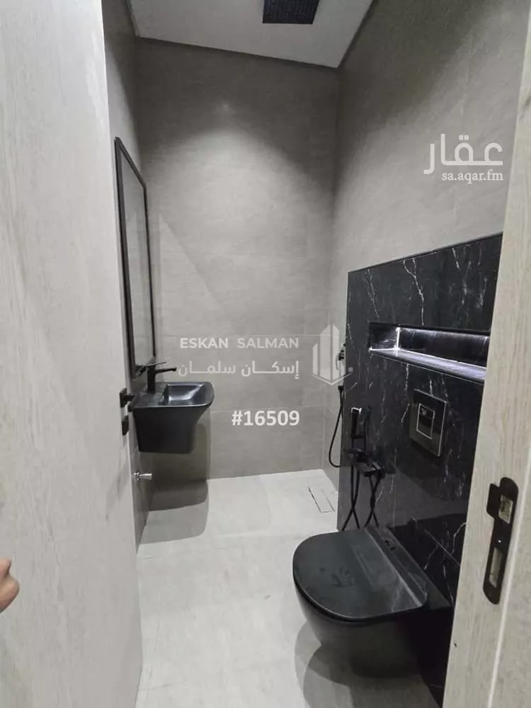 دور للبيع في شارع سعيد بن نفيل, حي الرمال, مدينة الرياض, منطقة الرياض صورة 5
