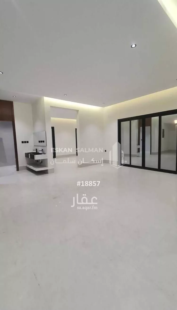 فيلا للبيع في شارع عيد النمرسي, حي عتود الشمالي, مدينة خميس مشيط, منطقة عسير صورة 5