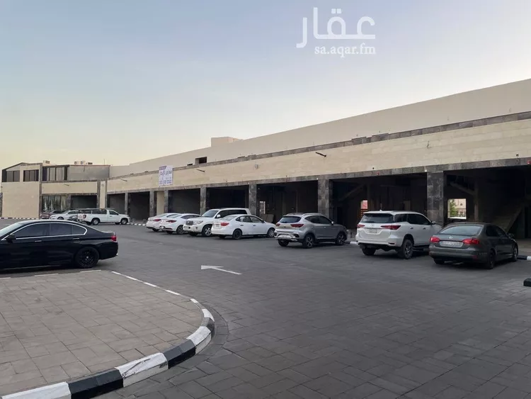 محل للإيجار في شارع سعيد بن عمرو الكندي, حي الملك فهد, مدينة المدينه المنوره, منطقة المدينة المنورة صورة 4
