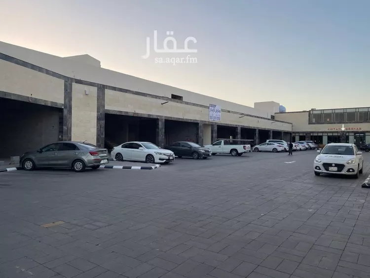 محل للإيجار في شارع سعيد بن عمرو الكندي, حي الملك فهد, مدينة المدينه المنوره, منطقة المدينة المنورة
