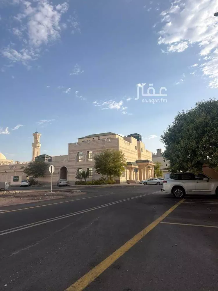 أرض للبيع في شارع منصور بن زاذان, حي الملك فهد, مدينة المدينة المنورة, منطقة المدينة المنورة صورة 3