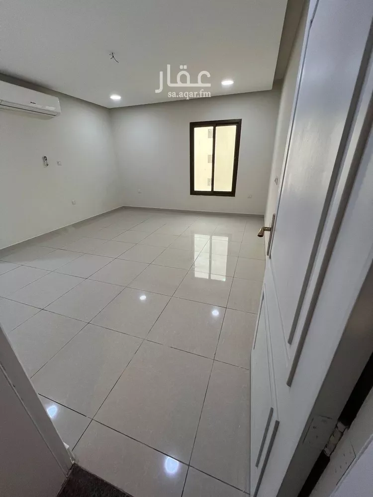 شقة للإيجار في شارع الصندول, حي المنتزة, مدينة الدمام, المنطقة الشرقية صورة 2