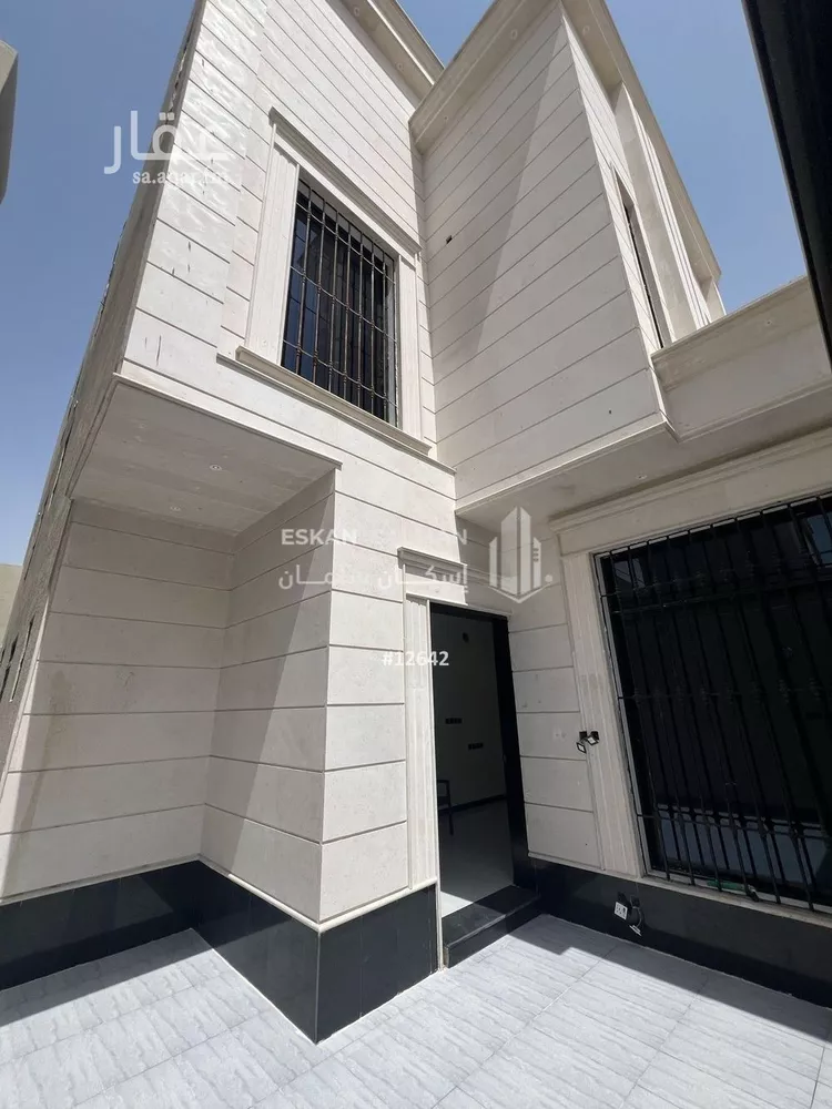 دور للبيع في شارع الميناء, حي الندوة, مدينة الرياض, منطقة الرياض صورة 2