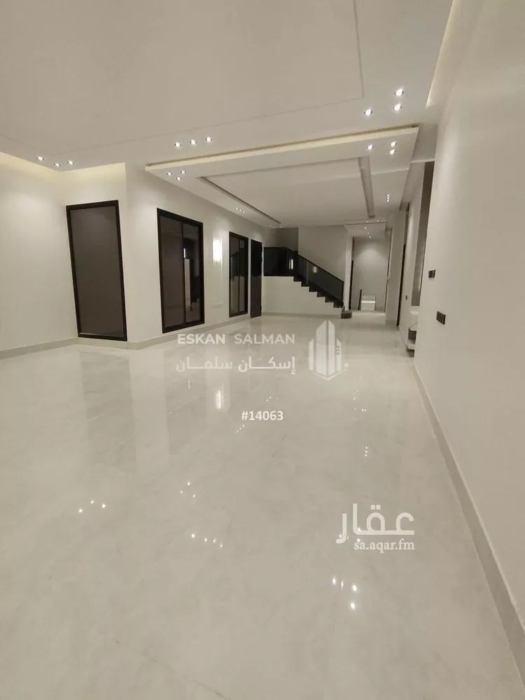 فيلا للبيع في شارع عمر ابن حبيب, حي الجنادرية, مدينة الرياض, منطقة الرياض صورة 3