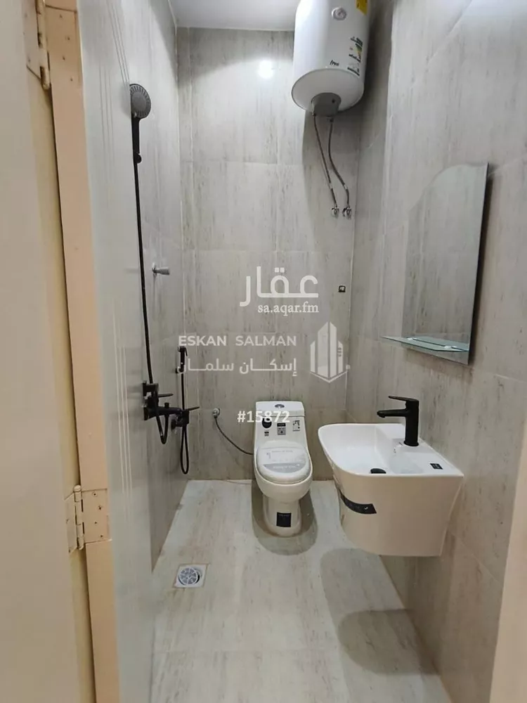 دور للبيع في شارع رشيد الدين الصوري, حي الجنادرية, مدينة الرياض, منطقة الرياض صورة 4