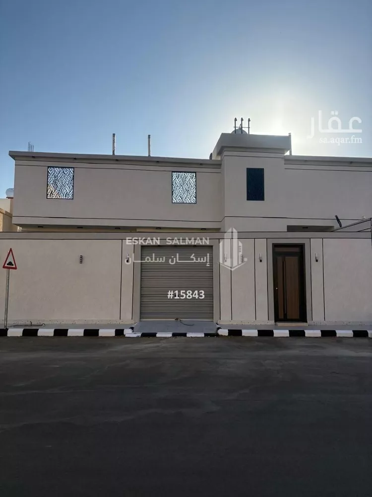 دور للبيع في شارع ثابت ابن الصامت, حي سكة الحديد, مدينة المدينه المنوره, منطقة المدينة المنورة