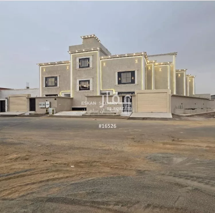 شقة للبيع في شارع الاحوص بن عبد بن امية, حي الجامعة, مدينة صامطة, منطقة جازان