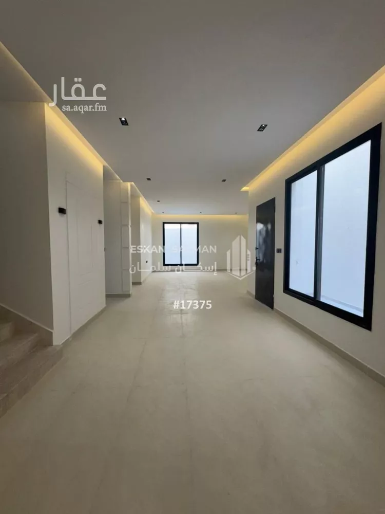 فيلا للبيع في شارع ابن الصقر, حي الخليج, مدينة الرياض, منطقة الرياض صورة 2