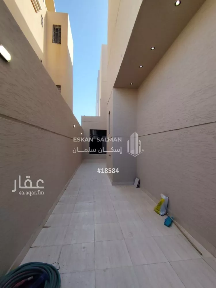 فيلا للبيع في شارع النشرة, حي ظهرة لبن, مدينة الرياض, منطقة الرياض صورة 3