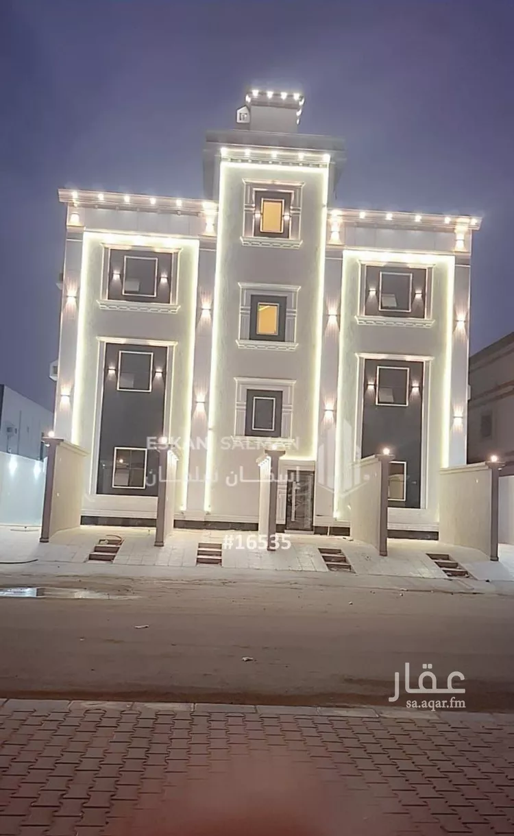 شقة للبيع في شارع شارع السائب بن الحارث القرشي, حي النزهة, مدينة صامطة, منطقة جازان